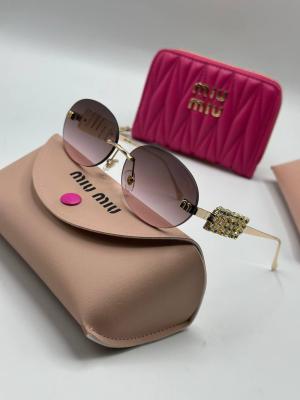 Miu Miu Siyah-Gold İthal Kadın Güneş Gözlük G3649-VLL