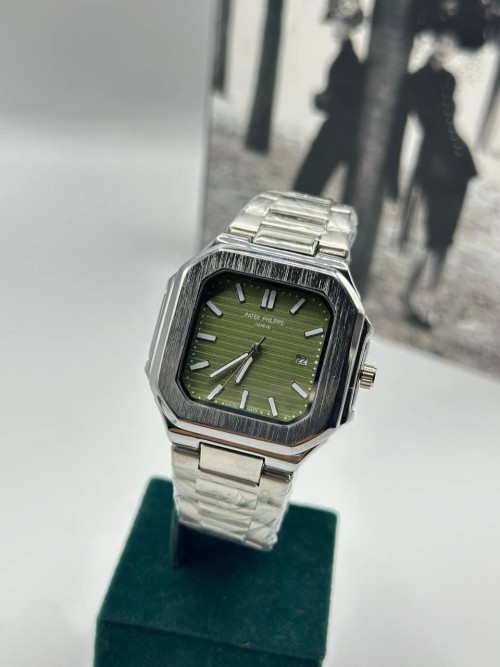 Patek Philippe Gümüş Yeşil Kadran Erkek Kol Saat S806-VLL