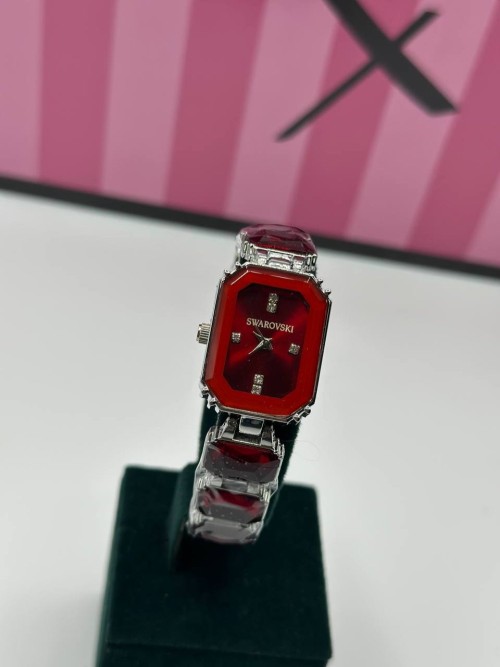 Swarovski Gümüş-Kırmızı Kadın Kol Saati S793